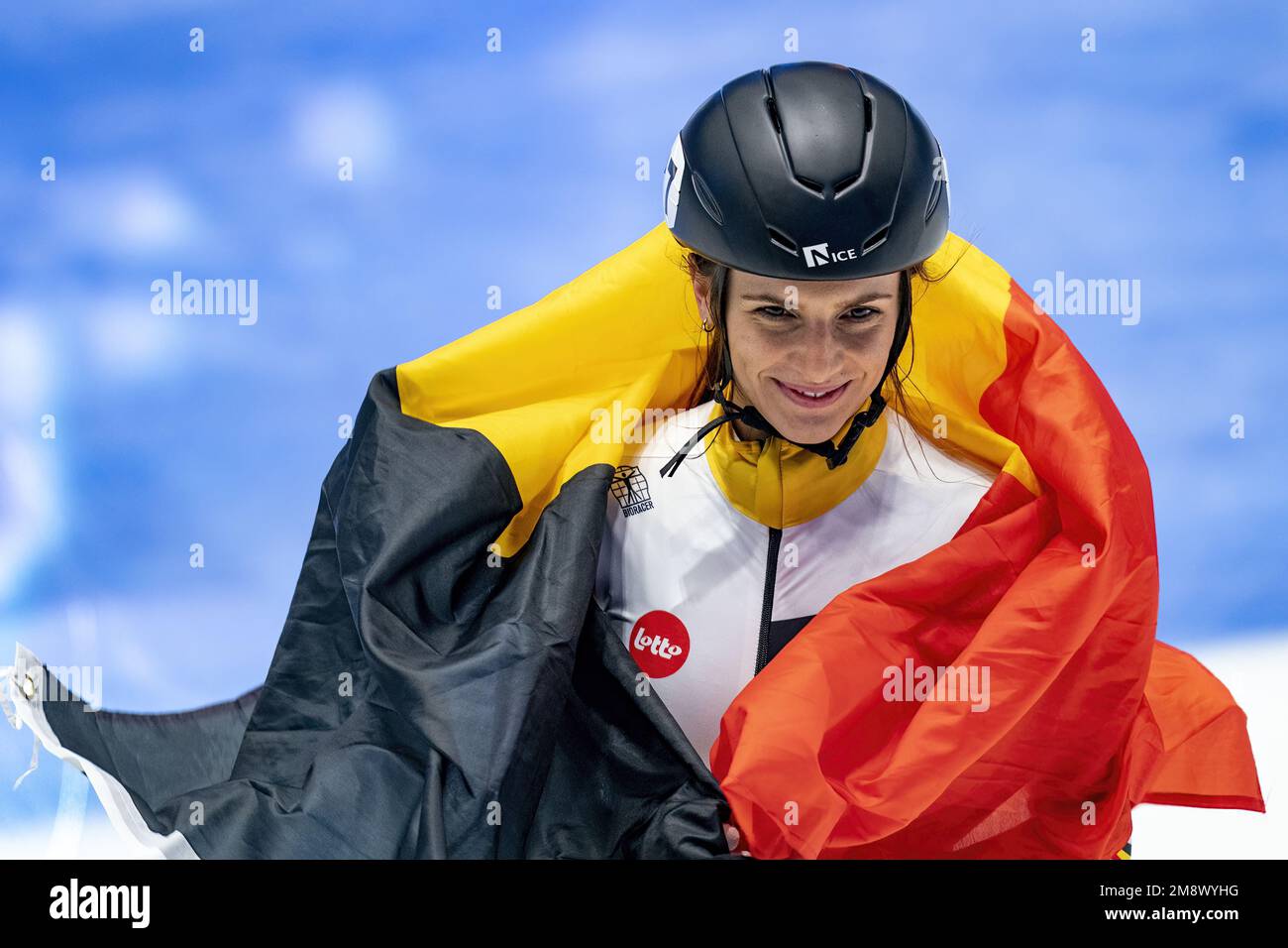 DANZICA - Hanne Desmet del Belgio vince i 500 metri del 2° giorno del Campionato europeo di velocità a corto circuito. ANP RONALD HOOGENDOORN Foto Stock