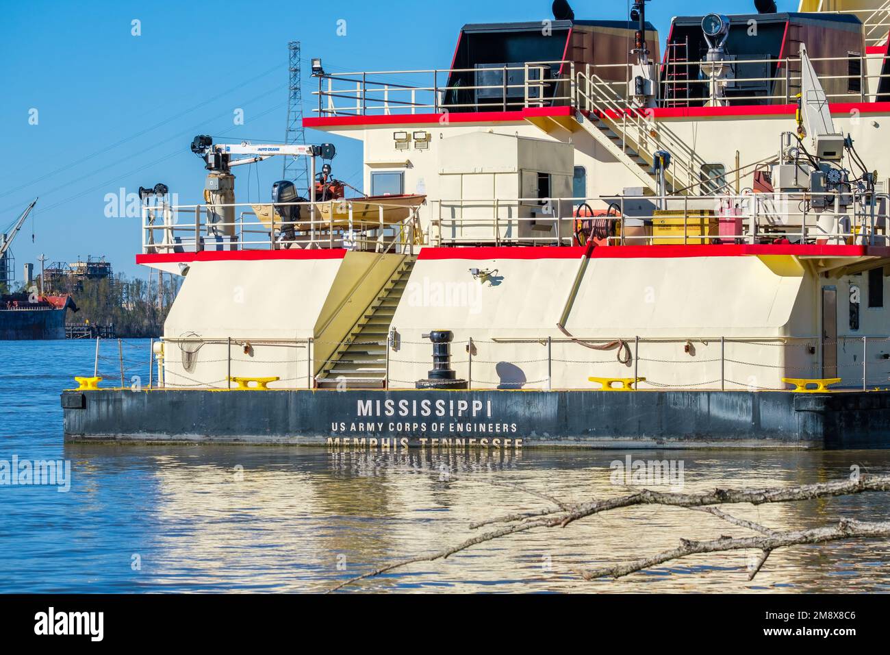 NEW ORLEANS, LA, USA - 29 GENNAIO 2022: Stern degli Stati Uniti Esercito di ingegneri, Memphis District, Motor Vssel 'Mississippi' Foto Stock