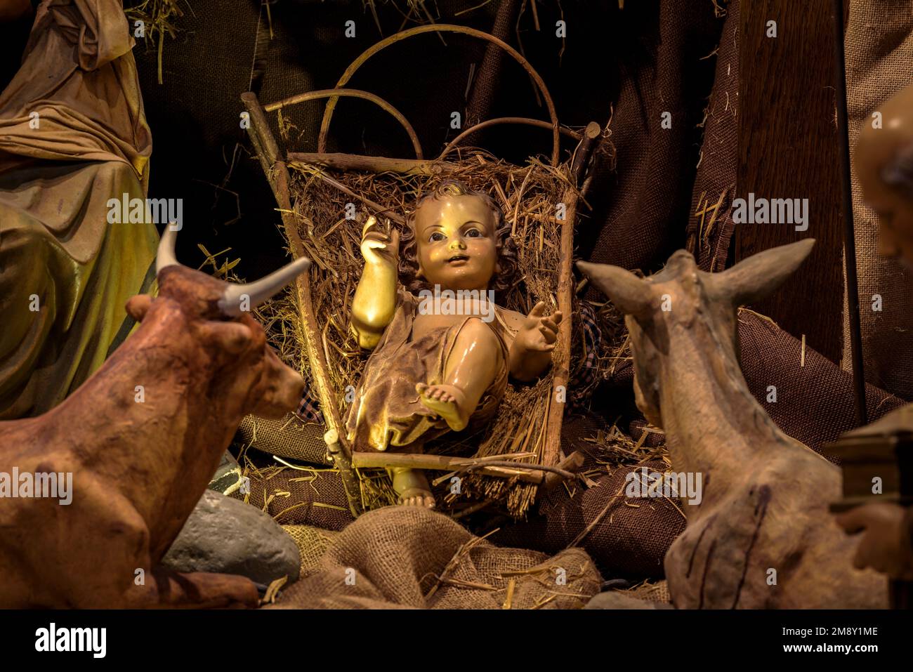 Presepe all'interno della Basilica di Santa Maria del Mar (Barcellona, Catalogna, Spagna) ESP: Belén al interior de la Basílica de Santa Maria del Mar Foto Stock