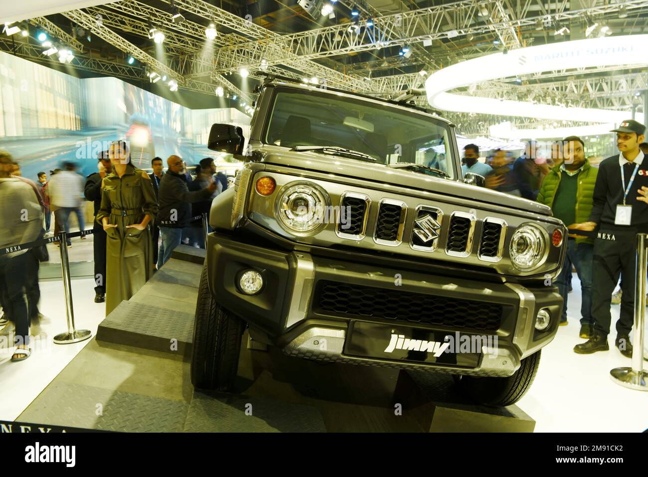 GREATER NOIDA, INDIA - 13 GENNAIO 2023: Maruti Suzuki Jimny car è in mostra al Salone Auto Expo 2023 all'India Expo Mart, Greater Noida in India. Foto Stock