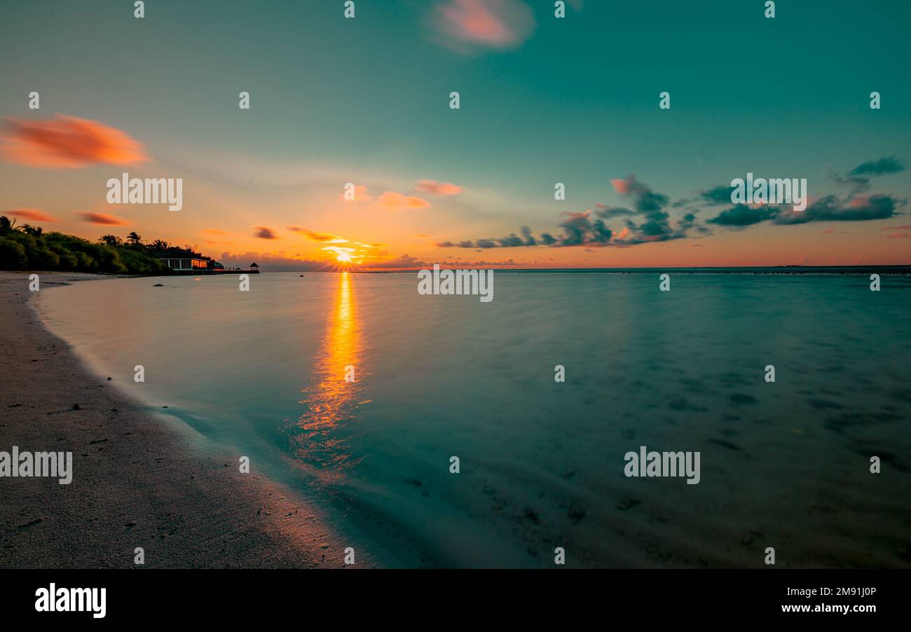 Sonnenuntergang auf den Malediven Foto Stock