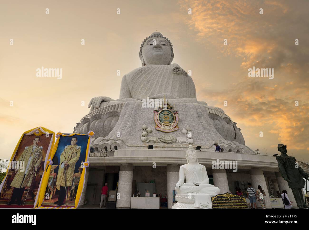 Phuket, Thailandia. Novembre 30, 2022. Tempio del Grande Buddha a Phuket. Destinazioni di viaggio importanti in Thailandia viaggio. Foto Stock
