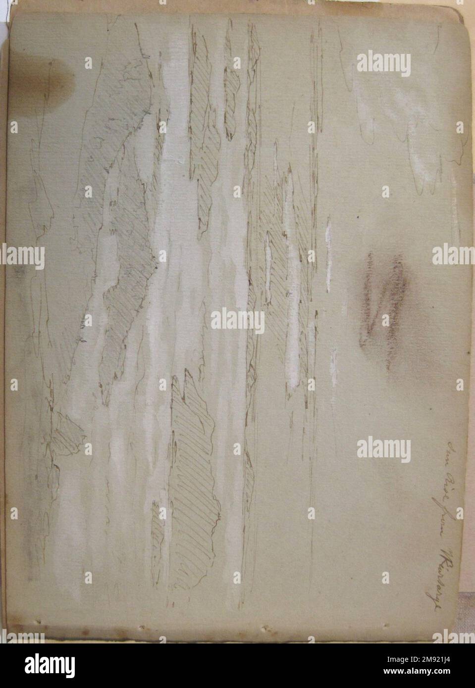Sketchbook, Conway, New Hampshire David Johnson (americano, 1827-1908). Sketchbook, Conway, New Hampshire, luglio-ottobre 1851. Grafite, gesso e acquerello opaco su carta di peso medio, beige, wove, schedario, schedario: 4 7/8 x 6 3/4 x 5/16 pollici (12,4 x 17,1 x 0,8 cm). Pittore paesaggista che si dedicò all'attento studio della natura, Johnson viaggiò per tutto il nord-est raccogliendo schizzi che avrebbe poi usato per creare dipinti molto dettagliati nel suo studio. Alcuni dei suoi ritrovamenti includevano le montagne Catskill e Adirondack a New York e le White Mountains a New Hampshir Foto Stock