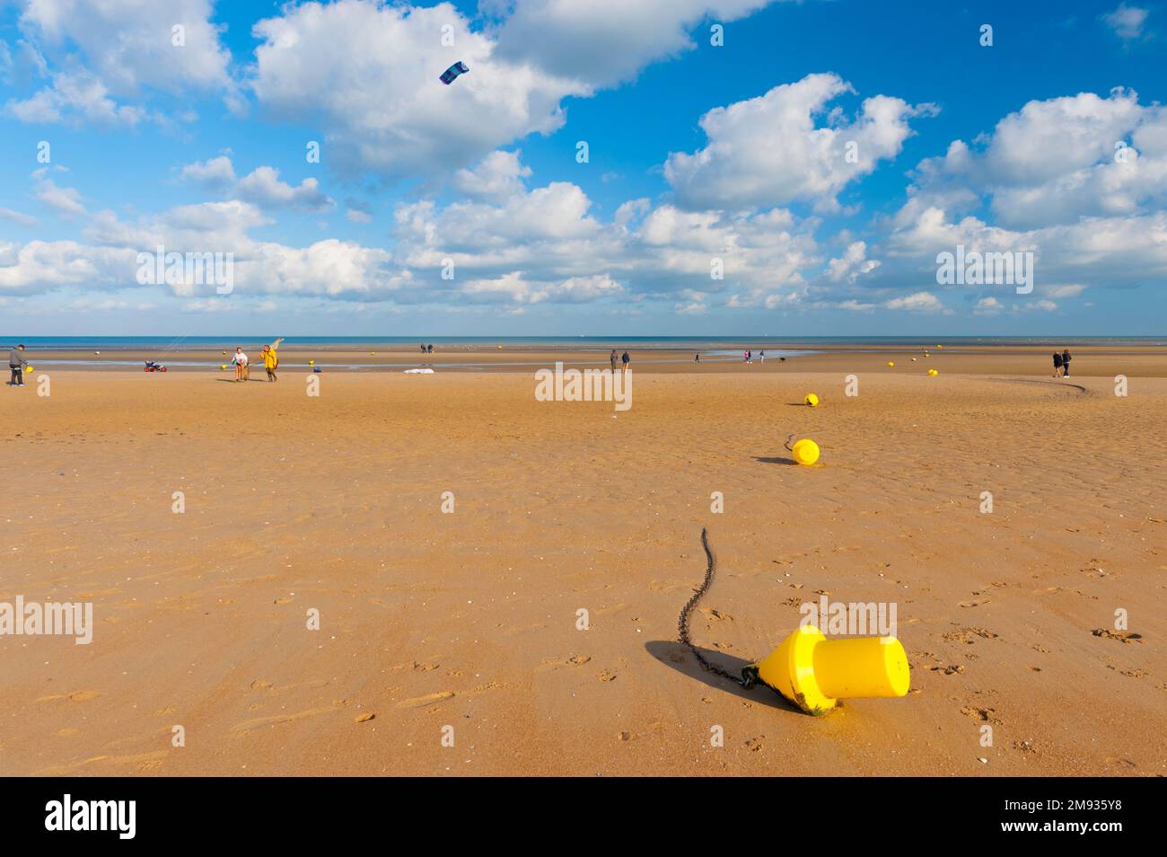 Francia, Calvados (14), Cabourg, spiaggia durante una marea primaverile Foto Stock