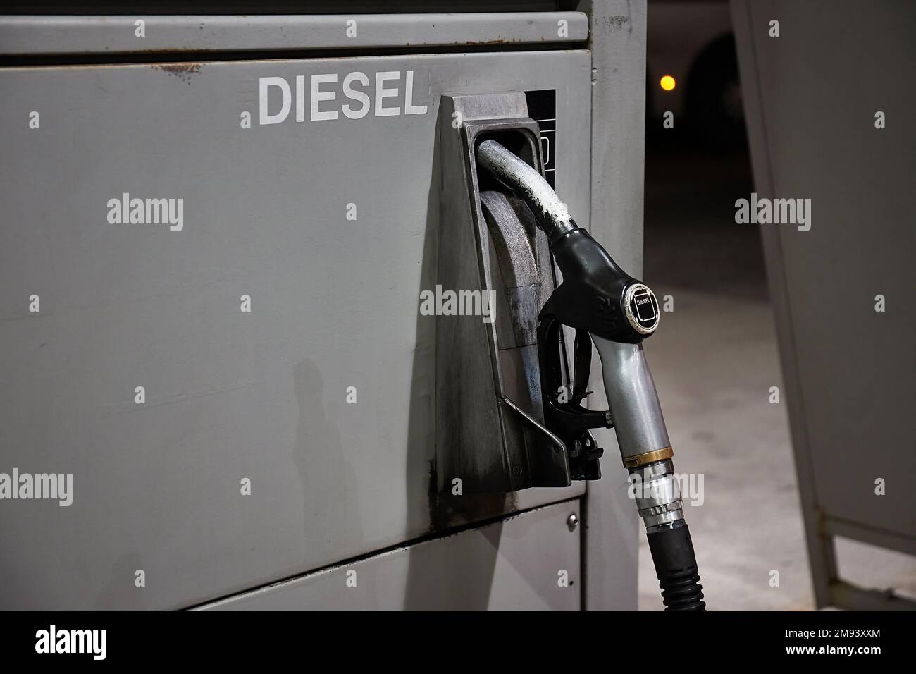Ugello della stazione di alimentazione del carburante diesel Foto Stock