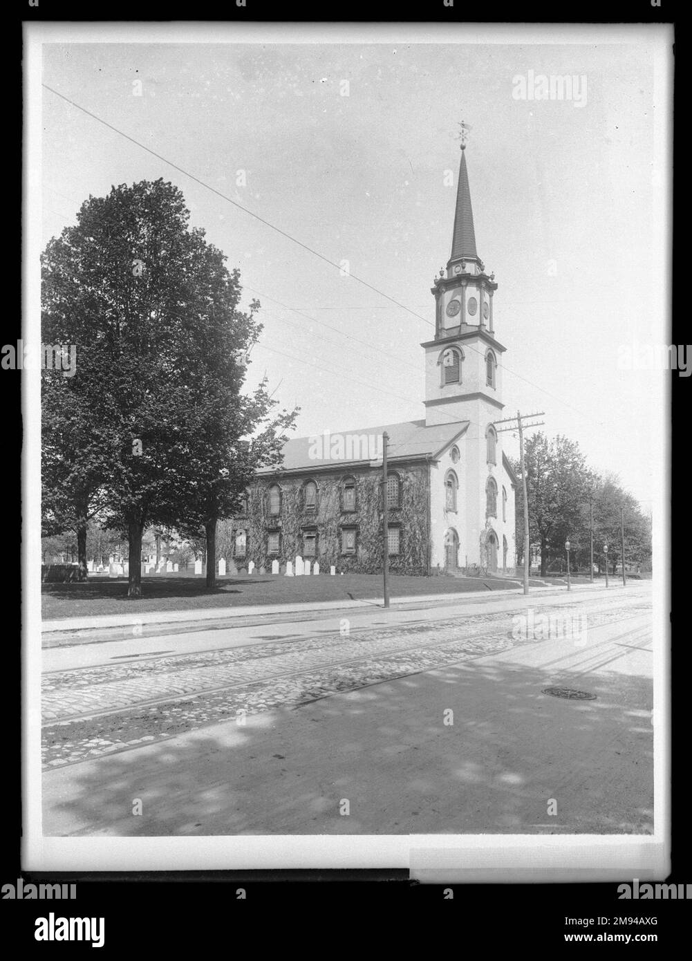 Olandese Reformed Church, Flatbush at Church, Flatbush, Long Island Daniel Berry Austin (americano, nato nel 1863, attivo dal 1899 al 1909). , ca. 1899-1909. Gelatina argento vetro secco negativo ca. 1899-1909 Foto Stock