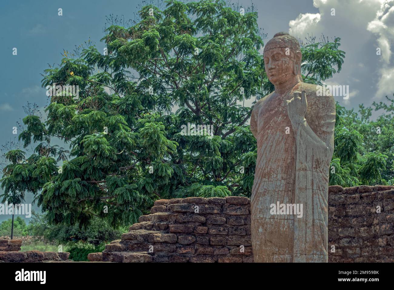 08 23 2015 statua del Buddha 3rd ° secolo d.C. Rovine di Nagarjunakonda, Nagarjuna Sagar Andhra Pradesh, India, Asia, indiano, asiatico Foto Stock
