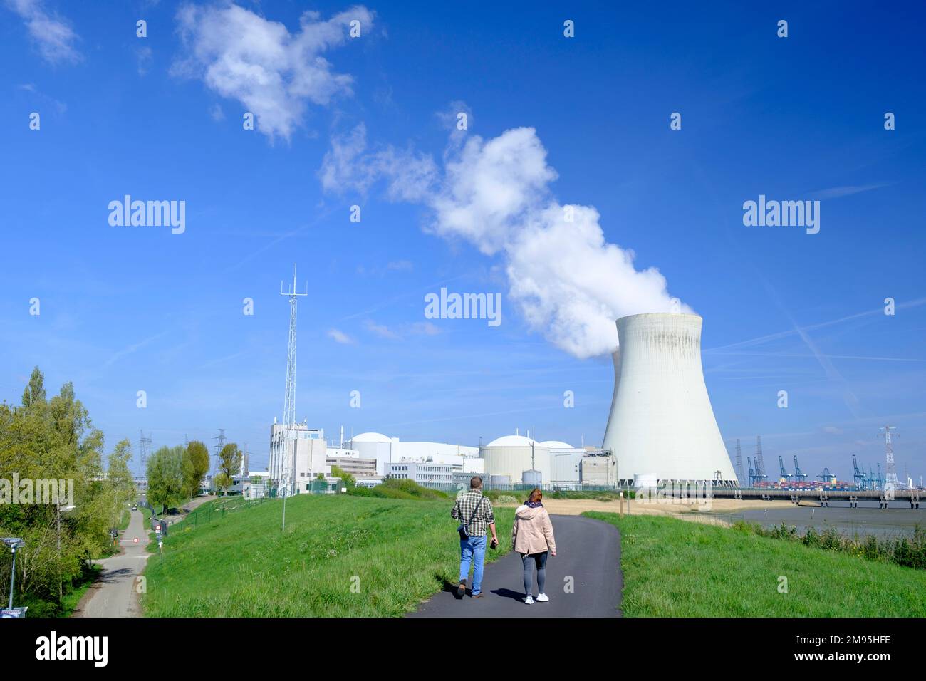 Belgio: La centrale nucleare di Doel Foto Stock