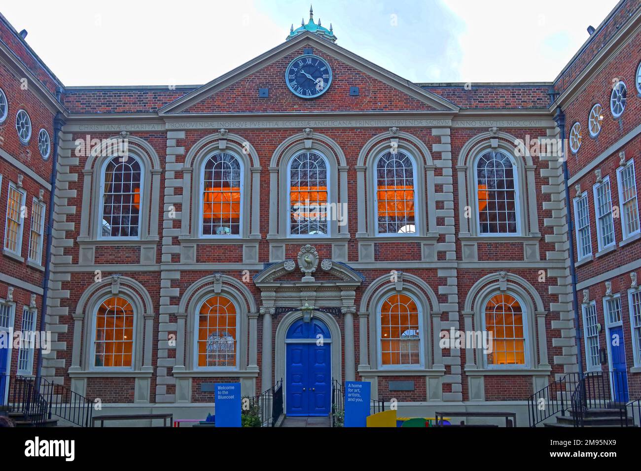 Bluecoat Chambers 1716, centro artistico, 8 School Lane, Liverpool, Merseyside, INGHILTERRA, REGNO UNITO, L1 3BX Foto Stock