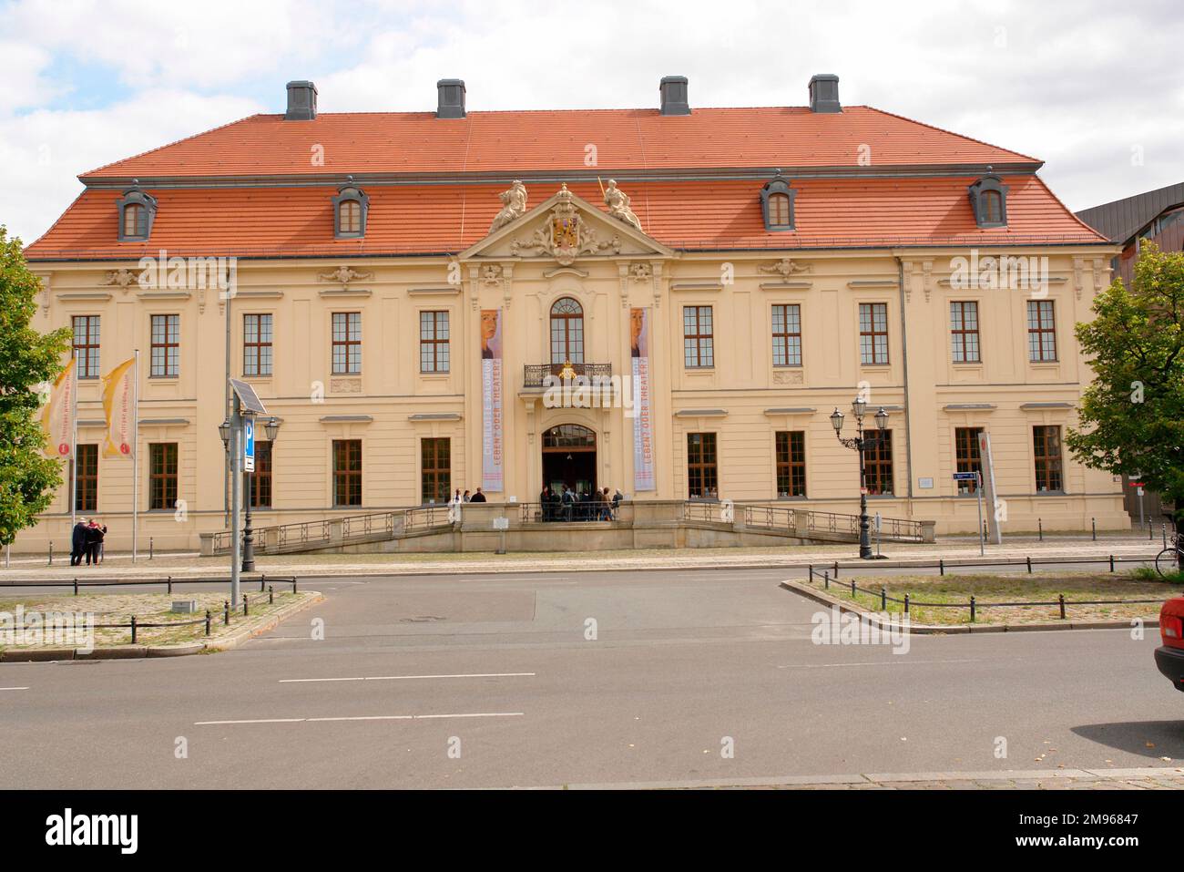 Il Museo Ebraico, ex edificio della Corte Suprema (Kollegienhaus), a Berlino, in Germania, è stato costruito nel 1737. Le mostre coprono due millenni di storia ebraica tedesca. Foto Stock