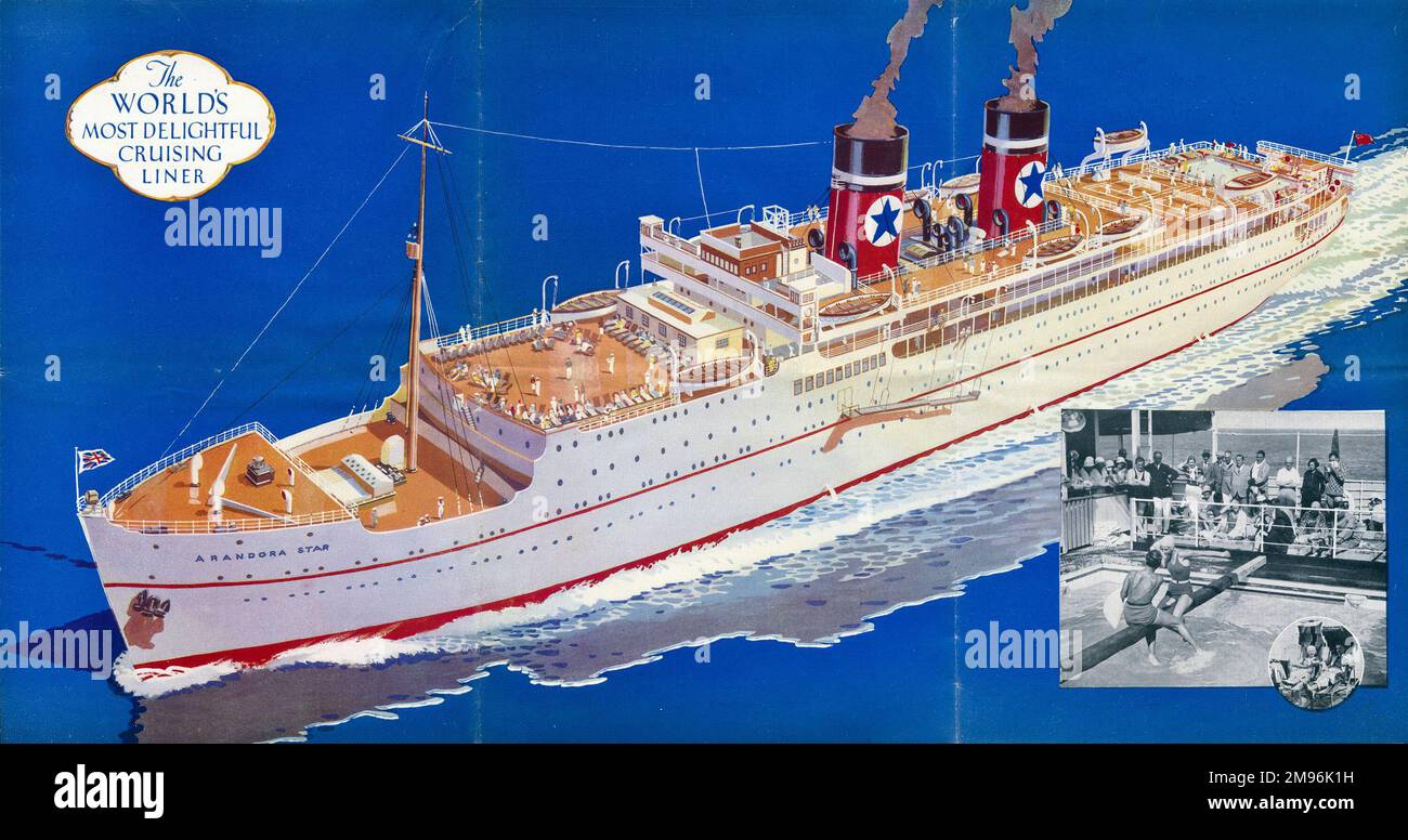 Poster che pubblicizza la Blue Star Line, la nave da crociera più deliziosa del mondo, che mostra una vista aerea di una nave da crociera, l'Arandora Star, con una fotografia interna dei passeggeri sul ponte che si diverti. Foto Stock