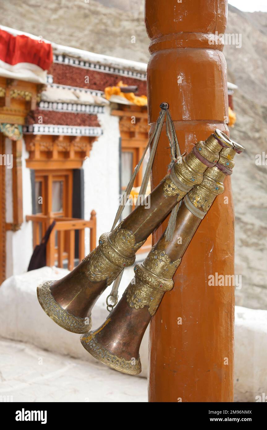 India, Jammu e Kashmir, Ladakh, Rizong: Trombe del monastero di Rizong (1850 d.C.). Foto Stock