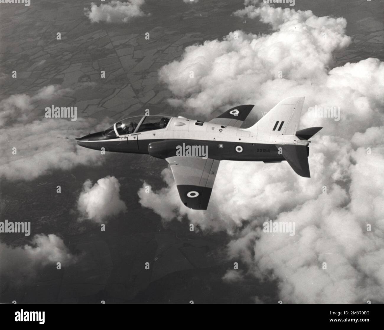 Il primo Hawk, XX154°, durante il suo secondo volo, il 22 agosto 1974, pilota di prova capo, Duncan Simpson, di nuovo ai comandi. Foto Stock