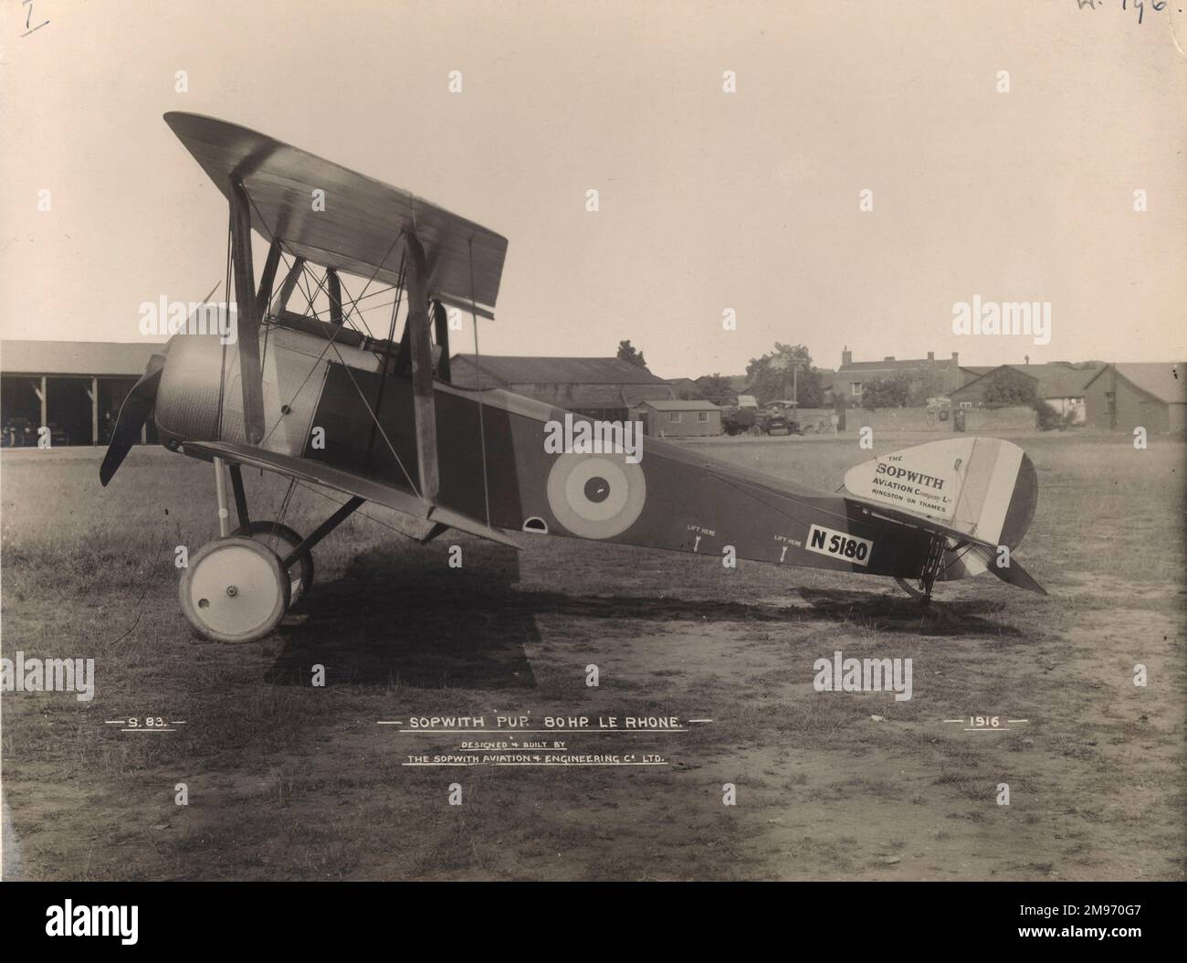 Sopwith Pup, N5180 anni, degli RNA, a Brooklands. Vista laterale. Foto Stock