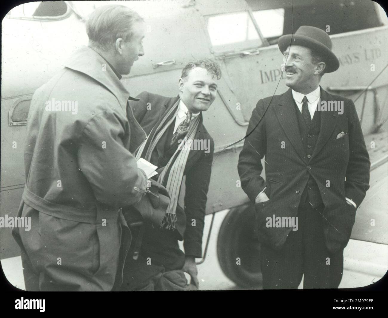 Vetrino (incrinato) di AVM Sir Sefton Brancker, KCB, AFC, FRAeS, 1877-1930, A destra, Raes Presidente 1925-1926 e Raes Presidente 1926-1927. Foto Stock