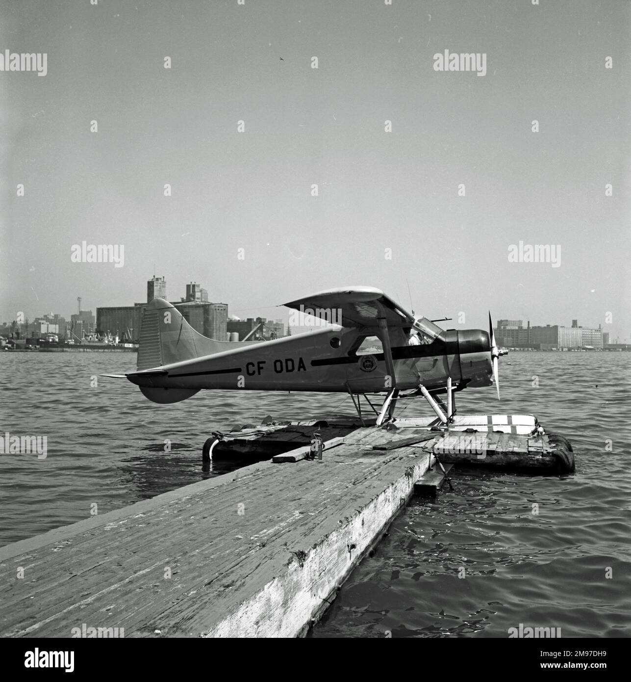 De havilland beaver floatplane immagini e fotografie stock ad alta ...