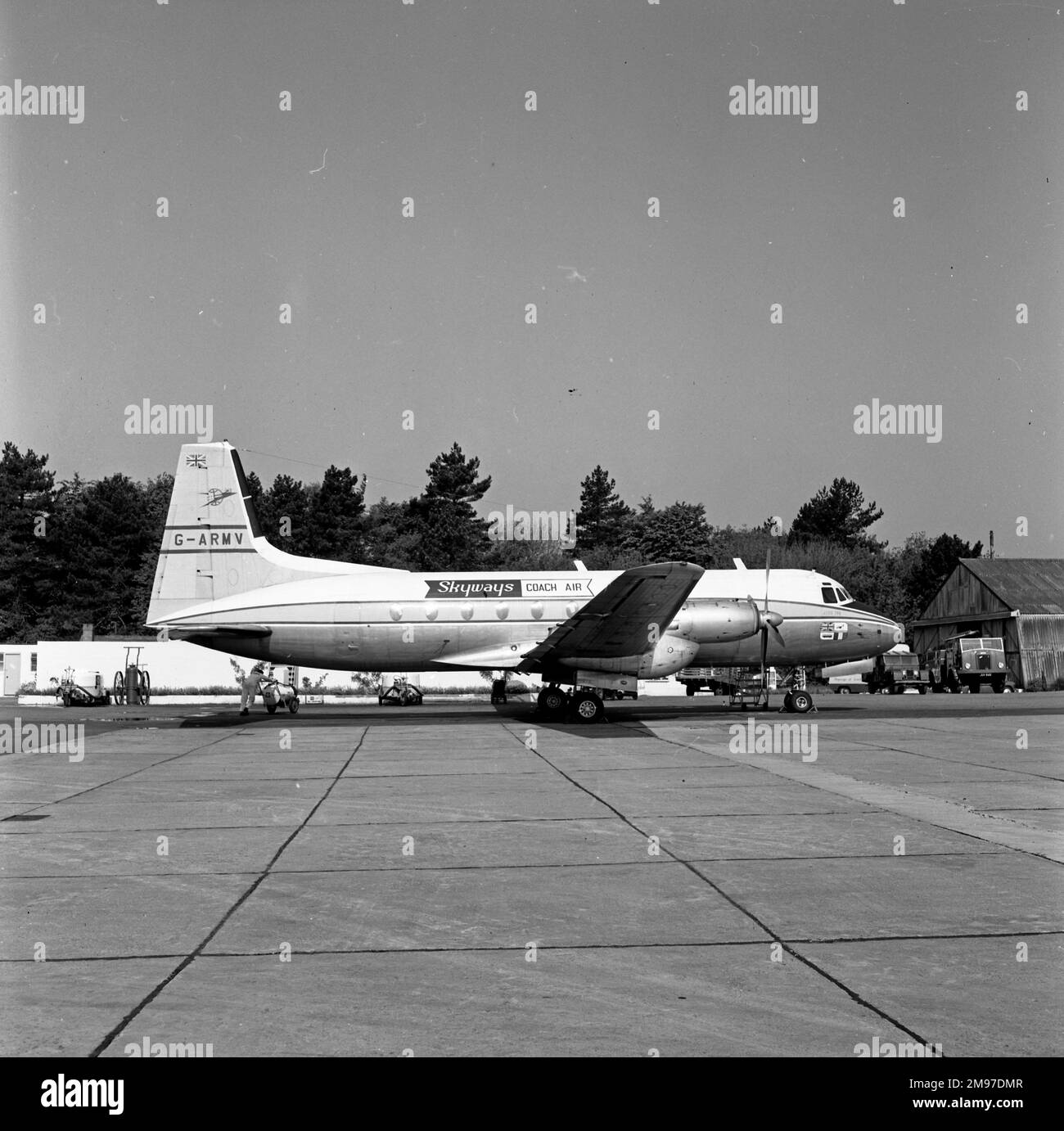 Avro 748 G-ARMV di Skyways Coach Air con base a Lympne nel Kent nel 1964 Foto Stock