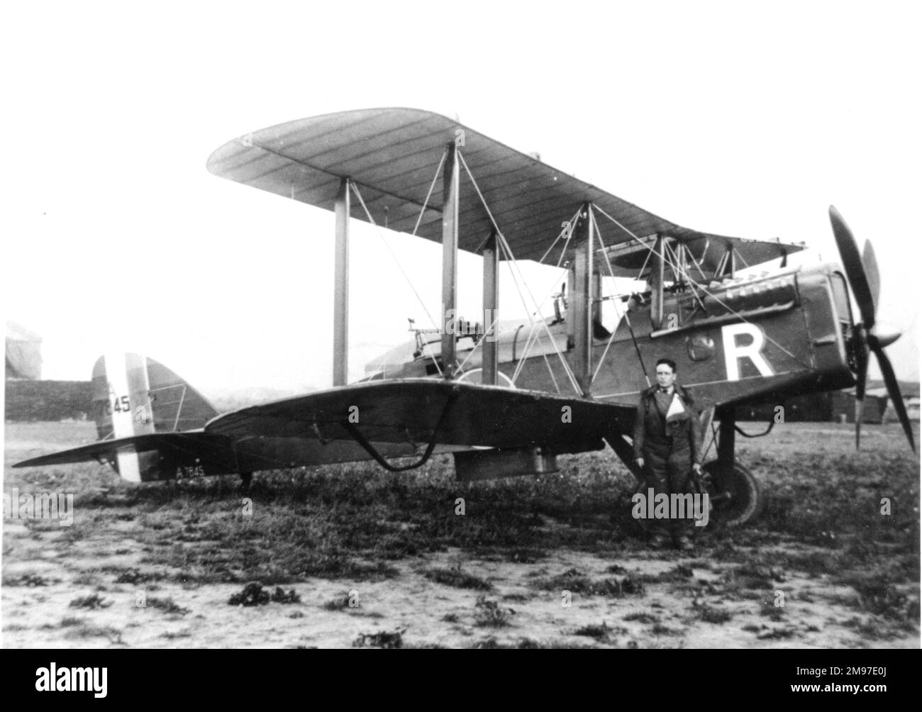 Airco DH 4 bombardiere leggero a due posti, il primo volo è avvenuto a metà agosto 1916, e utilizzato dalla RFC e DAGLI RNA. Visto qui è il numero di serie A 7845, una versione da caccia per ricognizione. Foto Stock