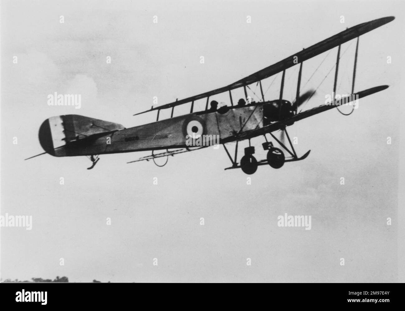 Avro 504b a due posti (uno dei 40 prodotti) utilizzato dagli RNA, per esempio nei bombardamenti. Foto Stock
