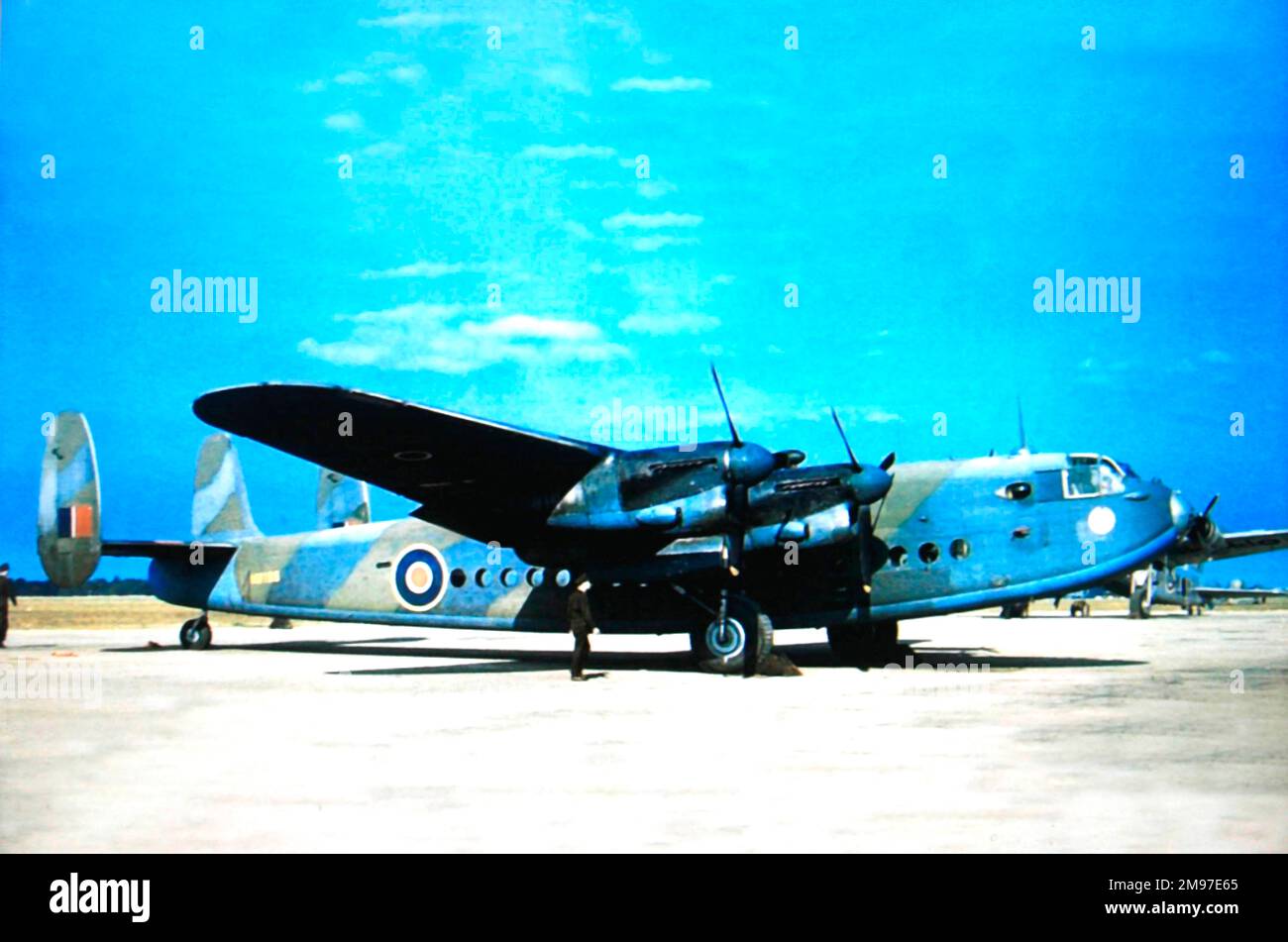 Il trasporto di Avro 685 York utilizzava le ali di Lancaster, l'unità di coda modificata e i motori utilizzati da Winston Churchill come suo aereo personale. Foto Stock