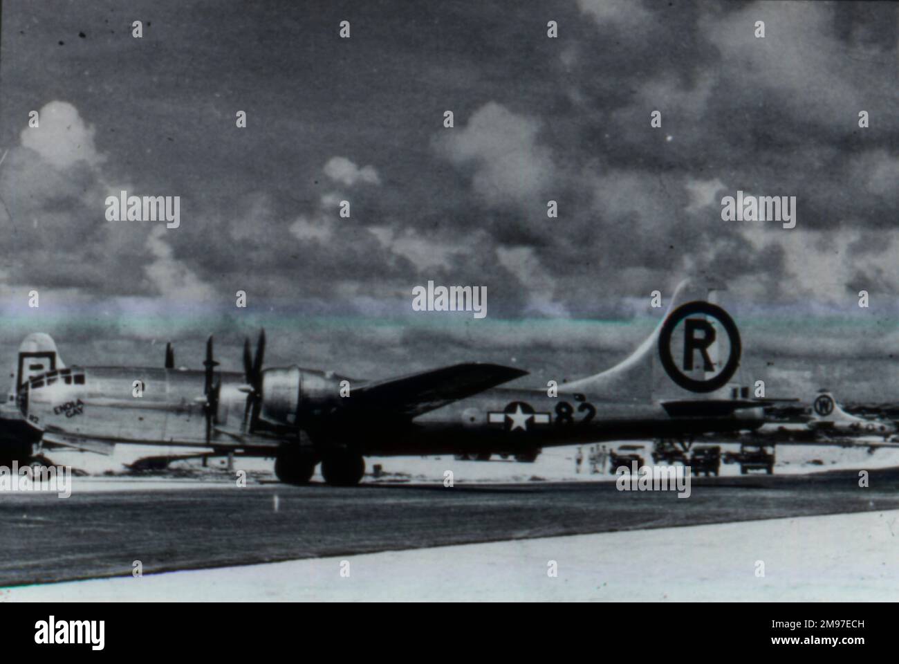 Boeing B-29 'Enola Gay' (vista laterale), tassante. Foto Stock
