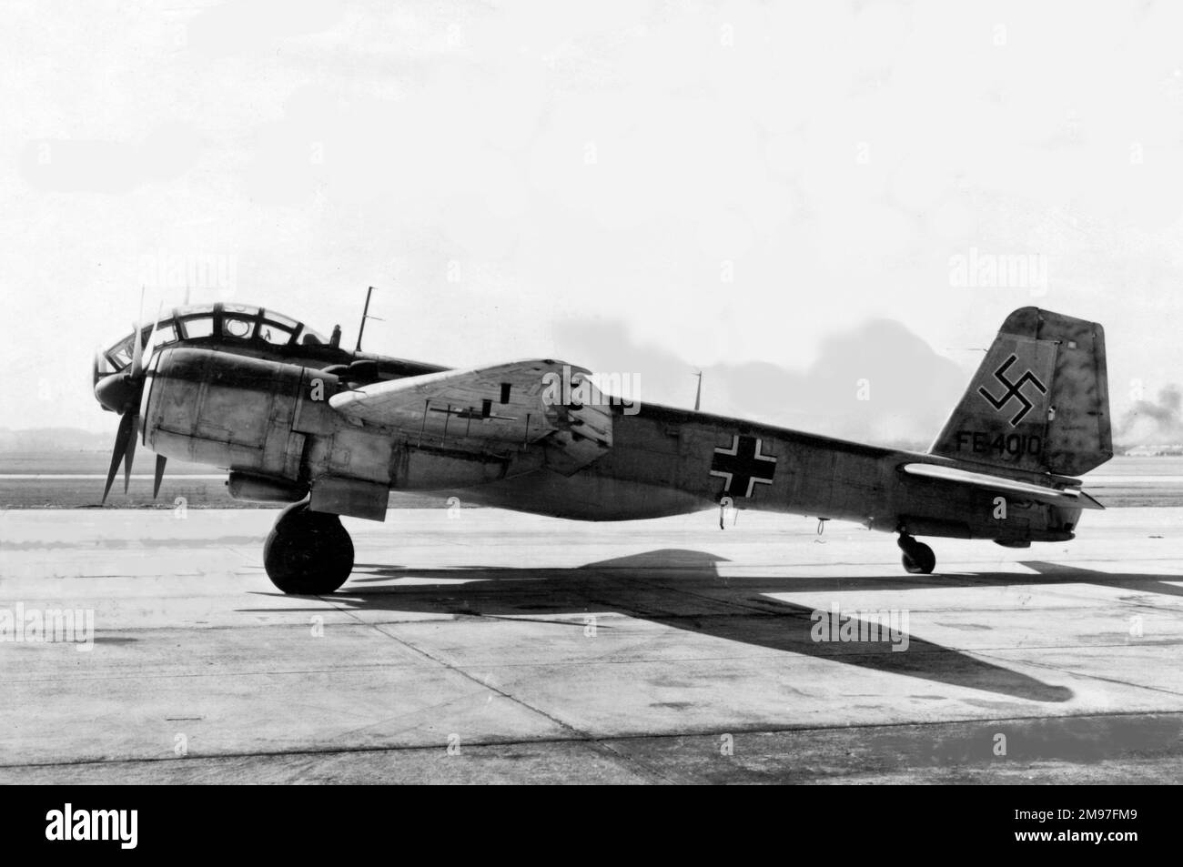 Junkers Ju 388K (vista laterale, sul terreno). Foto Stock