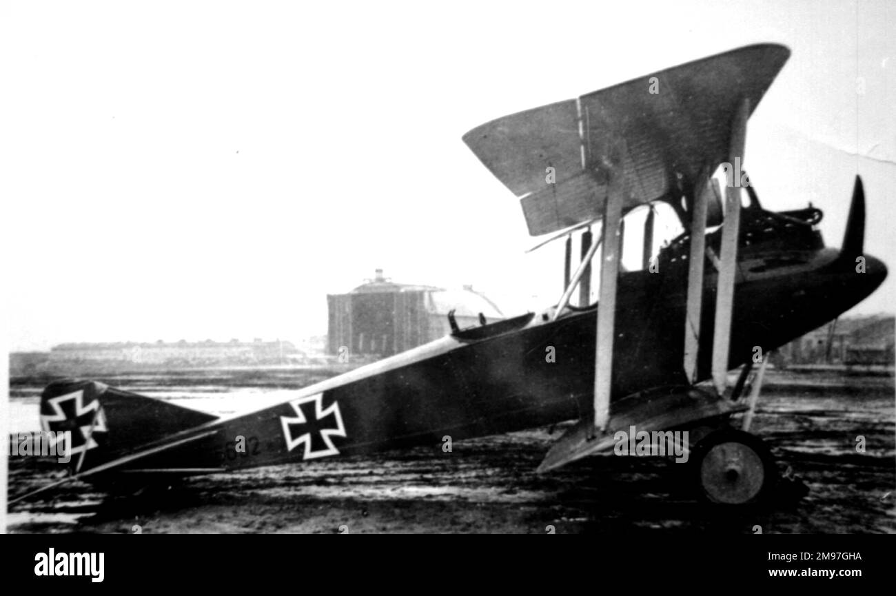 Rumpler CIV (vista laterale, a terra). Foto Stock