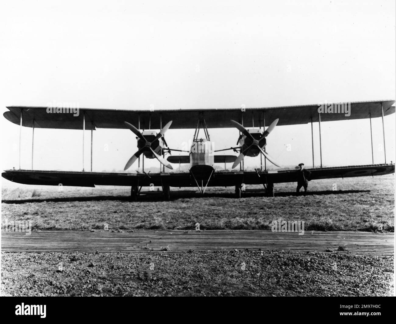 Vickers Vimy bombardiere, quarto e ultimo prototipo, numero di serie F 9569. Troppo tardi per la guerra, il Vimy volò per la prima volta il 30 novembre 1917 e solo 13 furono completati dall'armistizio. Foto Stock