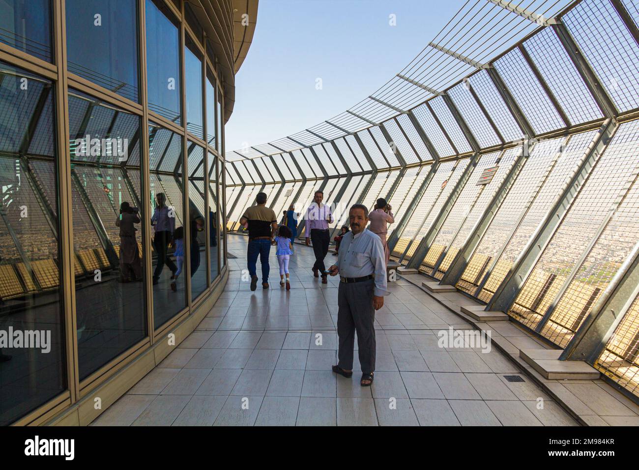 TEHERAN, IRAN - 5 LUGLIO 2019: Piattaforma di osservazione della Torre Milad a Teheran, Iran Foto Stock