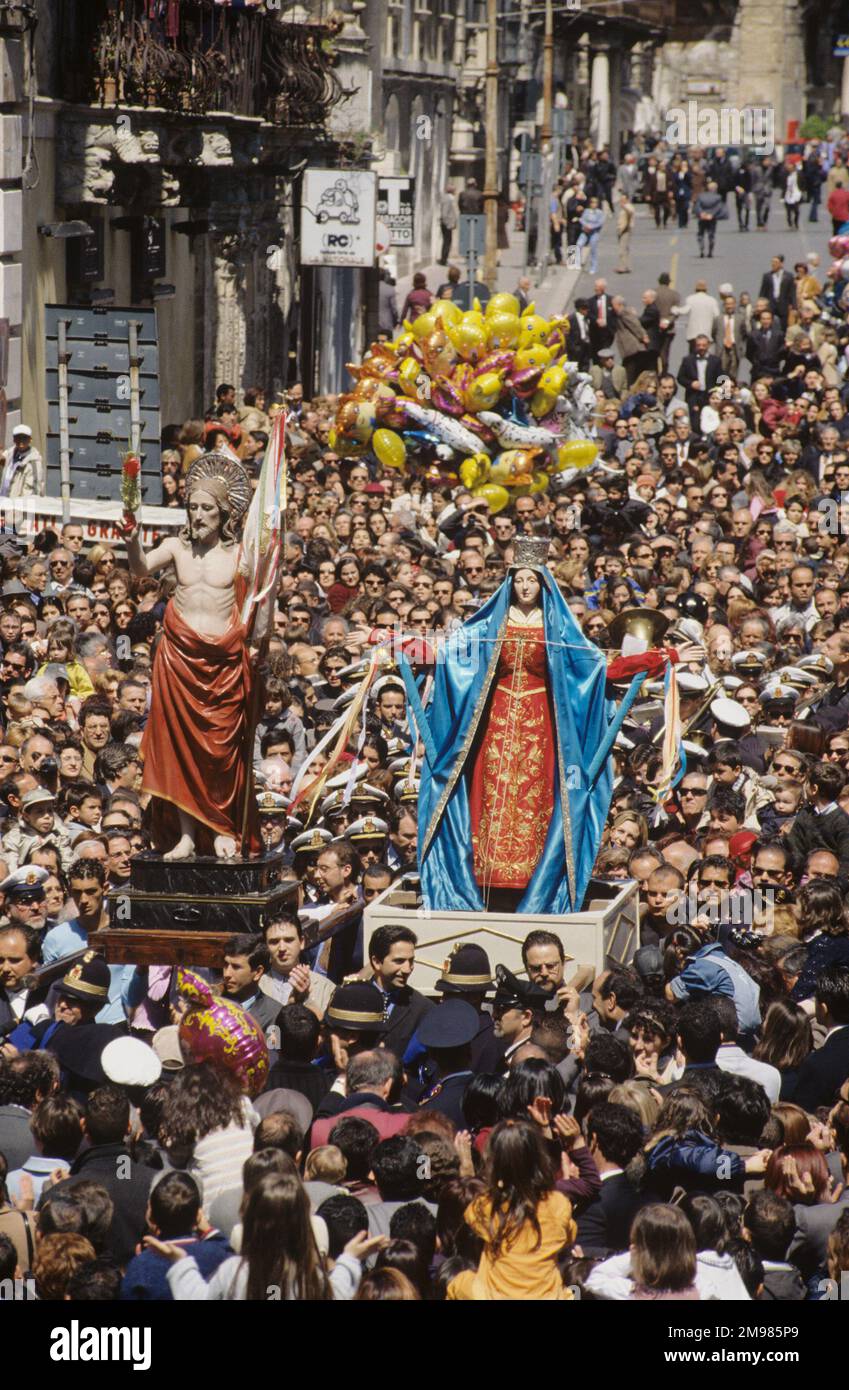Vasa vasa vasa Kiss festival Pasqua Pasqua Pasqua Modica Sicilia Ragusa Provincia Italia Foto Stock