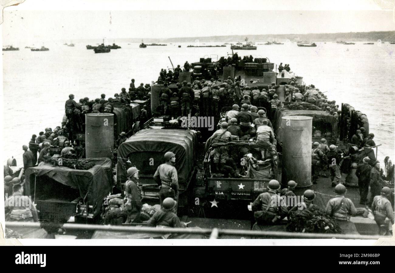 D-Day American Invasion Forces Approaching Normandy (Francia), giugno 1944. Foto Stock