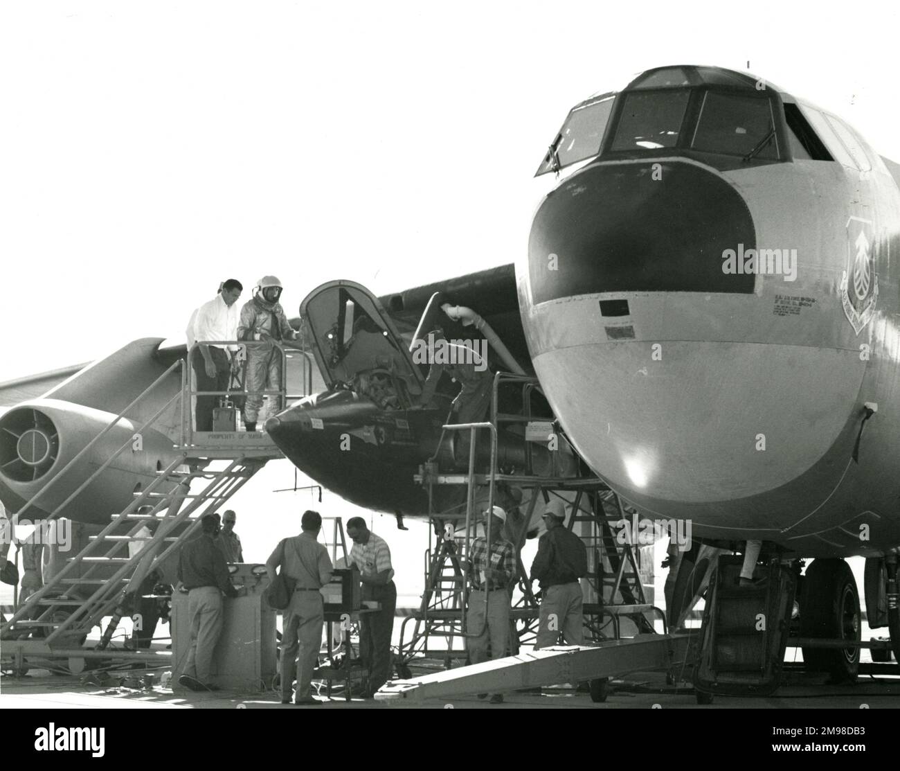 Boeing NB-52A Stratofortress, 52-3, che funge da mothership per il Nord America X-15-3. Foto Stock