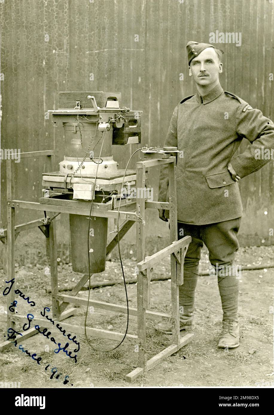 La telecamera di ricognizione con antenna standard utilizzava 1916-1918. Foto Stock