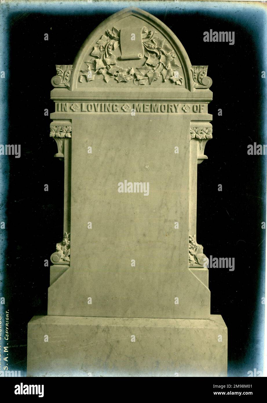Monumento funerario - Headstone, nella memoria amorosa. Foto Stock