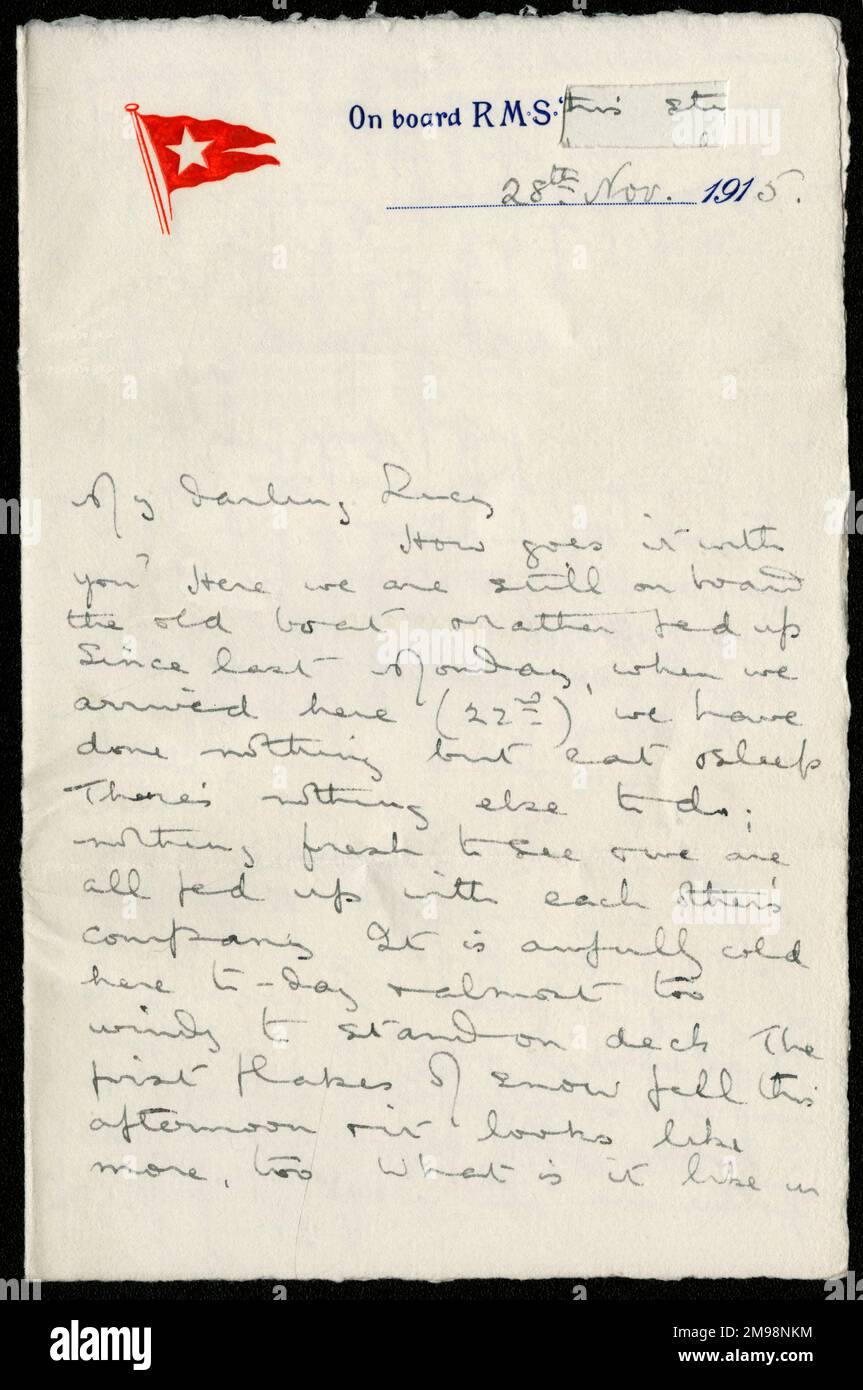 Prima pagina di una lettera datata 28 novembre 1915 da Albert Auerbach dei reali Fusiliers a sua sorella Lucy a bordo di RMS Olympic, White Star Line. La nave trasportava Alberto e i suoi compagni di guerra a Gallipoli, per aiutare le operazioni di evacuazione. Per motivi di censura, nel caso in cui la lettera entrasse in mani nemiche, il nome della nave è stato tagliato e rimosso dalla carta intestata. Foto Stock