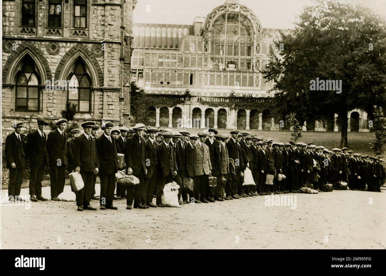 Tyneside si arruolò nella nuova Divisione Navale di Winston Churchill al Crystal Palace, Sydenham, se London, 10 settembre 1914. Foto Stock