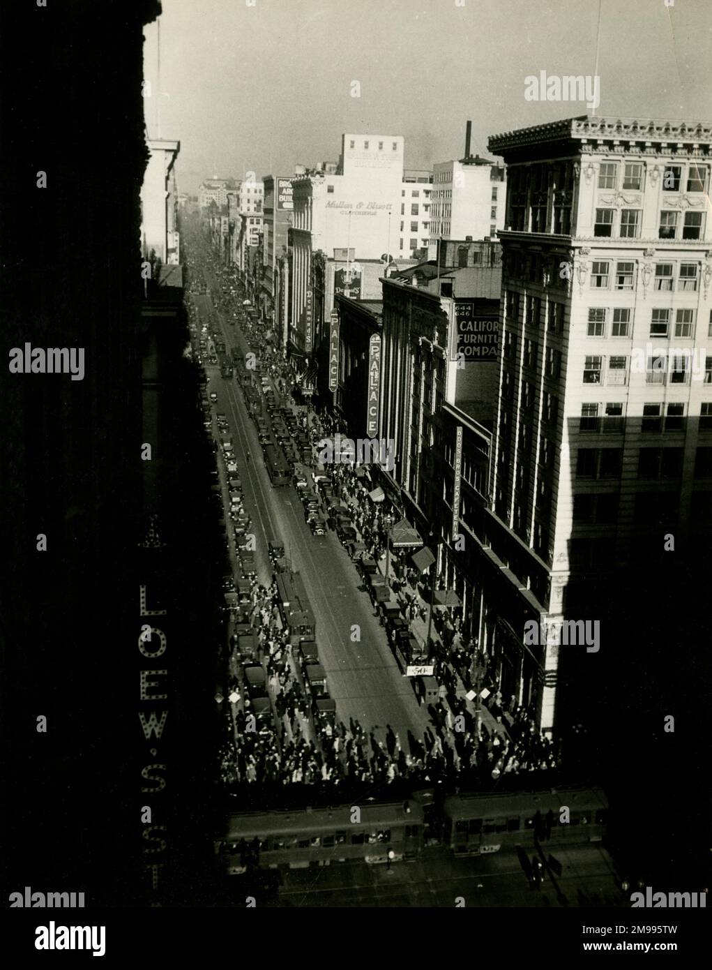 Broadway, guardando verso nord dalla 7th Avenue, New York, Stati Uniti. Foto Stock