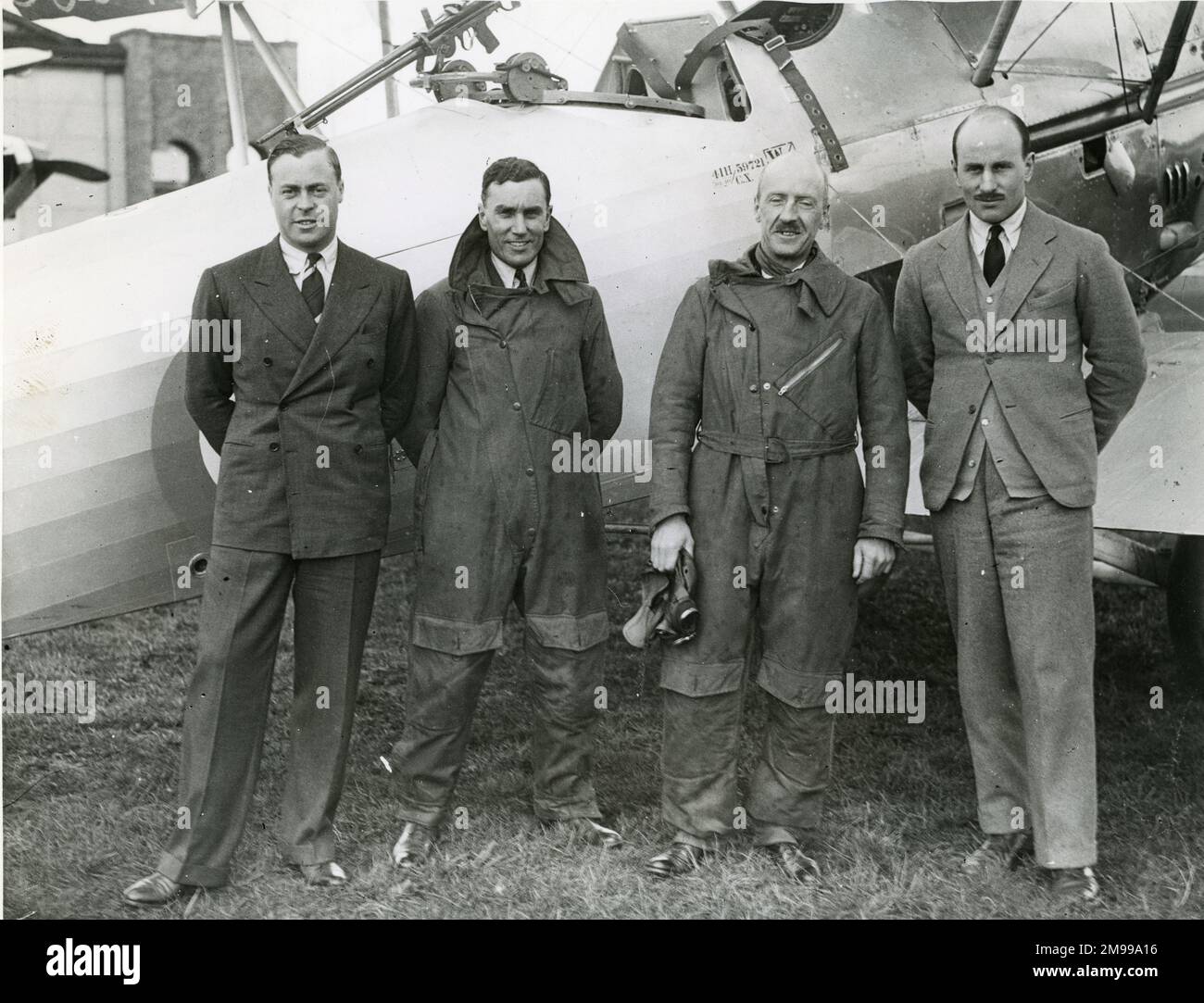 Hawker test piloti: Da sinistra: F. Summers, P.G. Lucas, P.W.S. Bulman e John Hindmarsh. Foto Stock