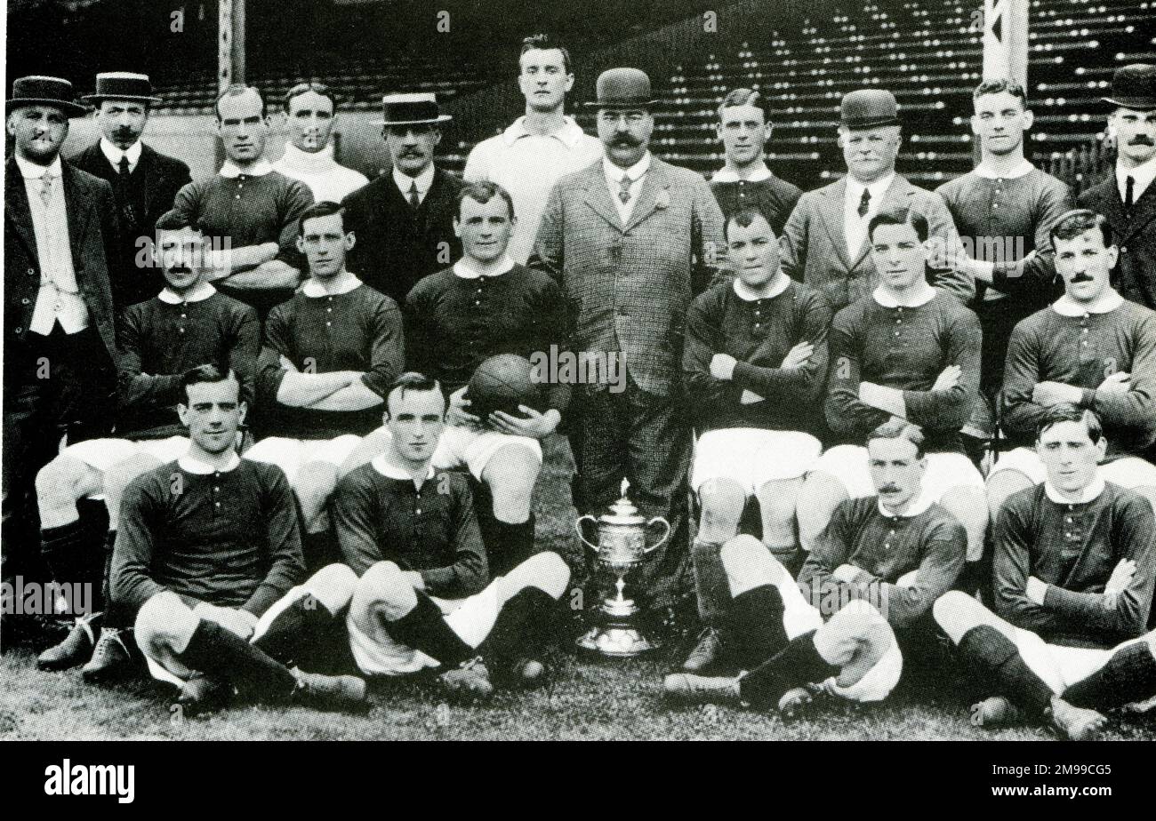 Foto di gruppo, squadra del Manchester United FC, vincitori della fa Cup nel 1909. Foto Stock