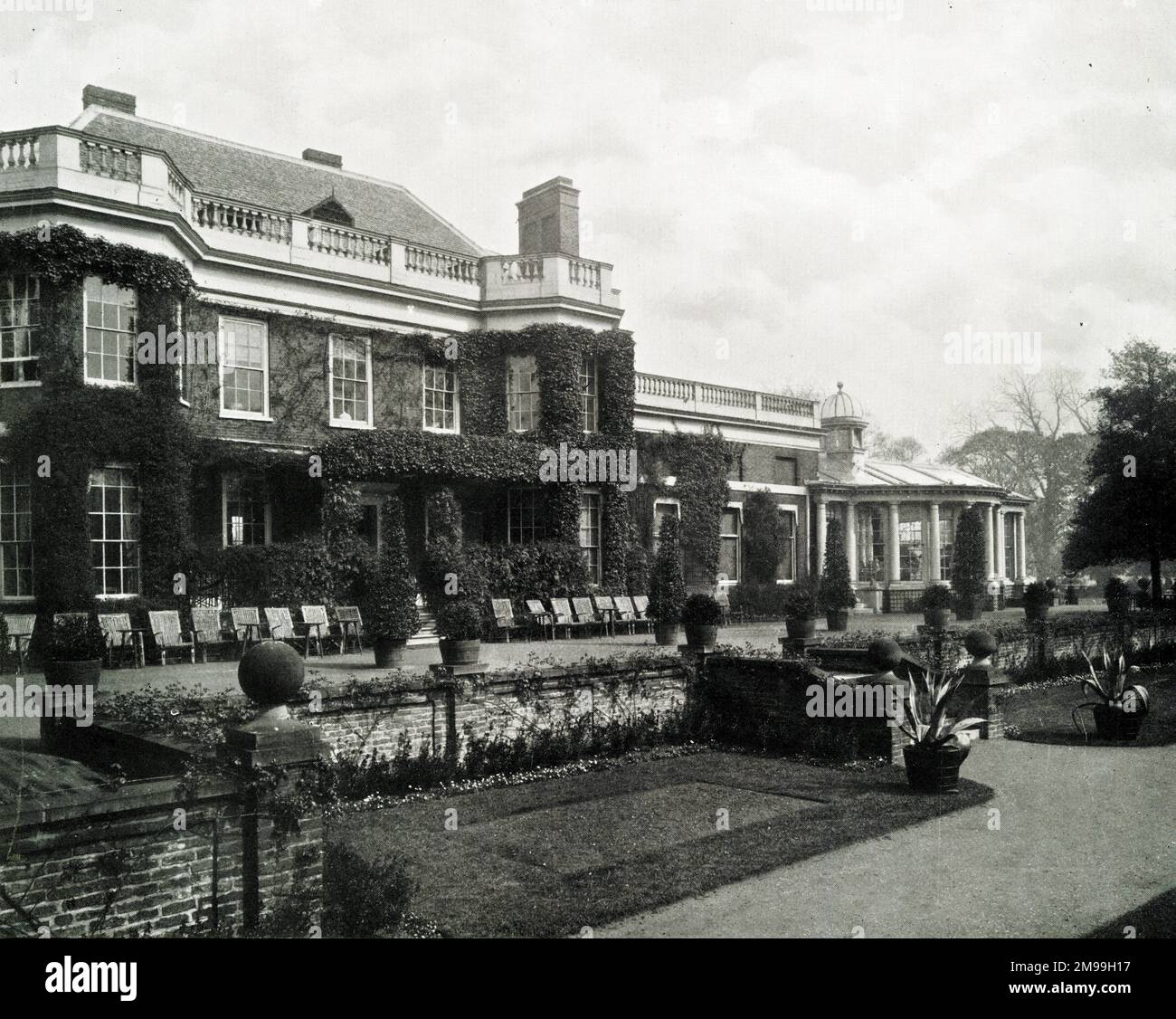 Lato sud della Ranelagh House, Chelsea, SW London, vista dalla terrazza. Foto Stock