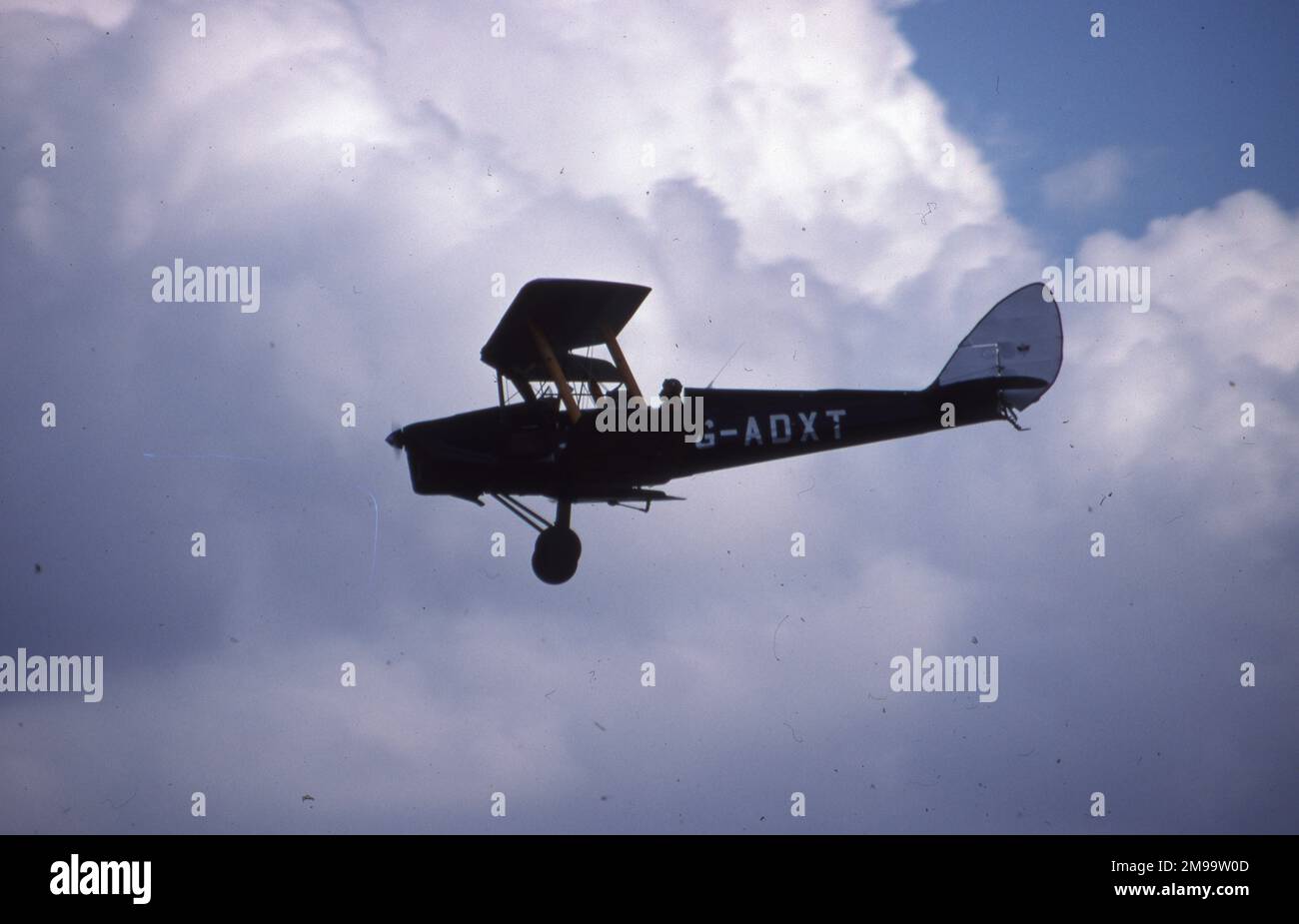 De Havilland DH.82a Tiger Moth - G-ADXT. Foto Stock