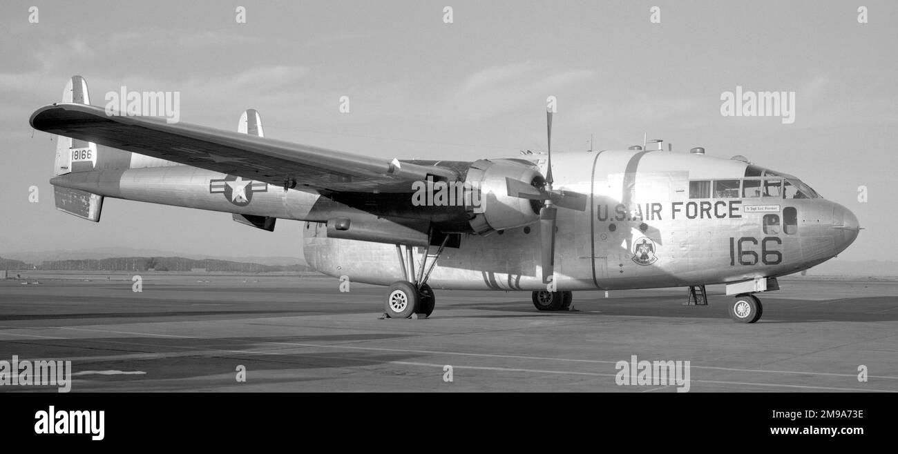 United States Air Force Thunderbirds - C-119F Flying Boxcar 51-8166 (msn 169). Velivolo di supporto per la squadra di formazione di Thunderbirds, dal 1954 al 1959 convertito in C-119g tra il 1955 e il 1957.trasferito alla Repubblica di Cina Air Force (ROCAF) nel 1969. Foto Stock