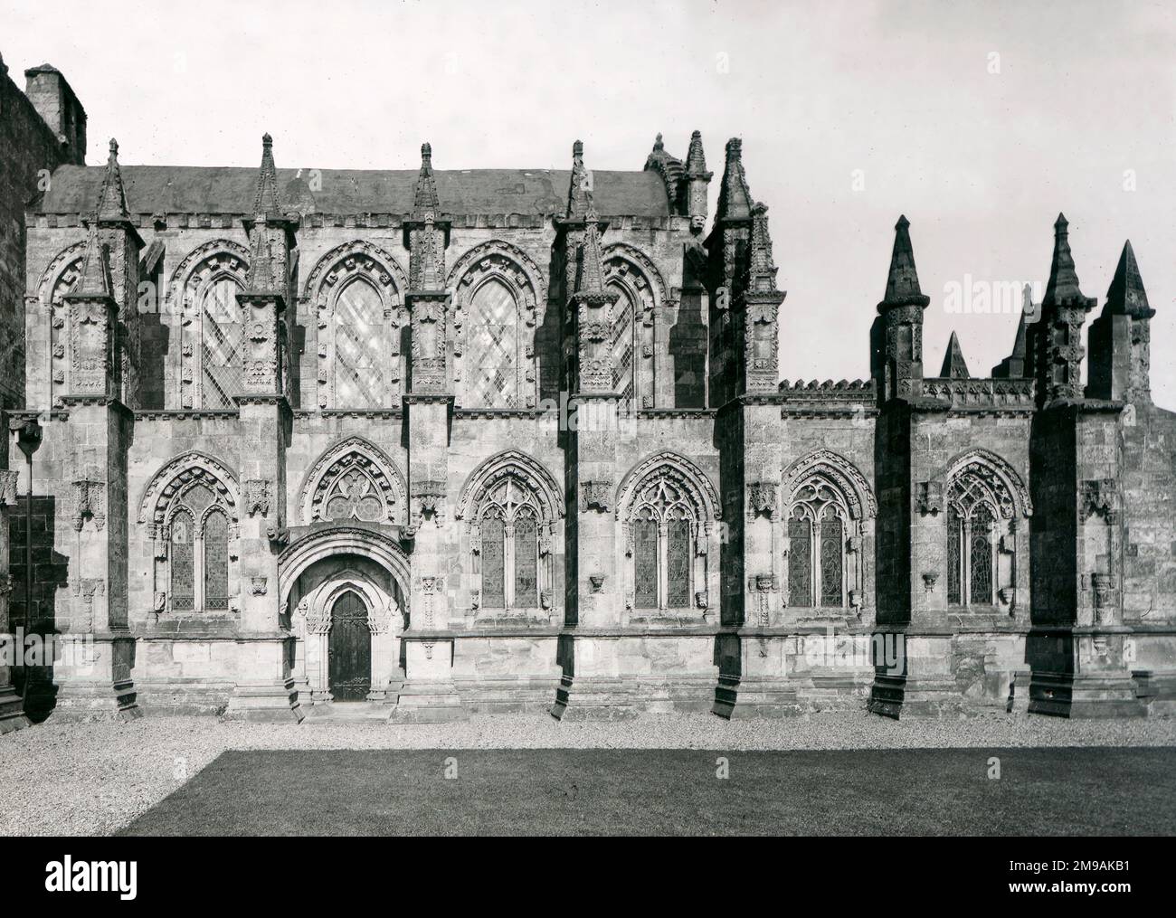 Esterno della Cappella di Rosslyn, fondata nel 1446 da Sir William St Clair a Roslin, Midlothian, Scozia. Foto Stock