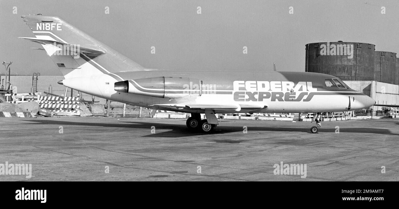 Dassault Falcon 20DC N18FE (msn 233), di Federal Express (FedEx). Foto Stock
