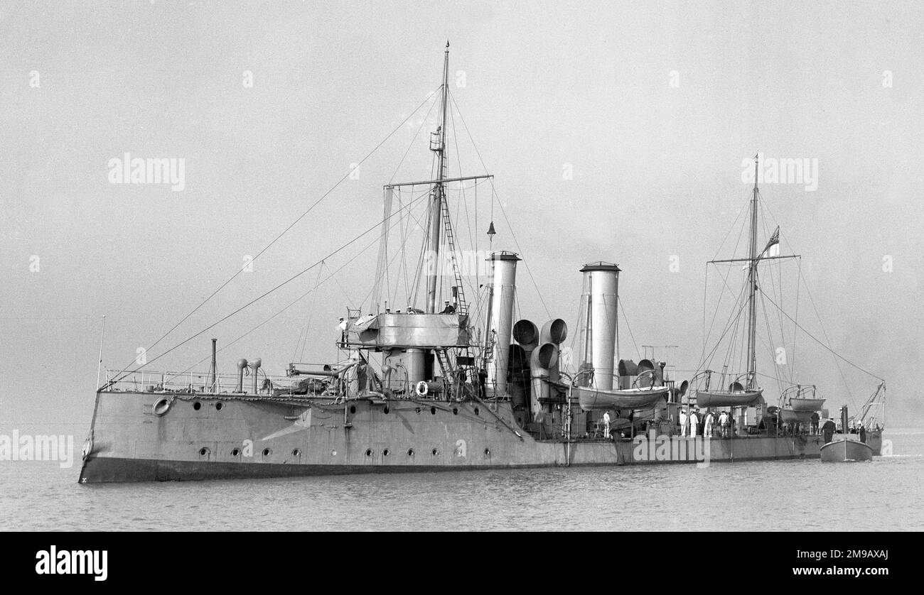 HMS Seagull era un cannoniere Sharpshooter-classe siluro, convertito per essere un minispeeper. Fu costruita a Chatham Dockyard dal 1888 al 1891. Fu convertita in una minista nel 1908-1909 e continuò questi compiti durante la prima guerra mondiale. Seagull fu affondato in una collisione con una nave mercantile il 30 settembre 1918. Foto Stock