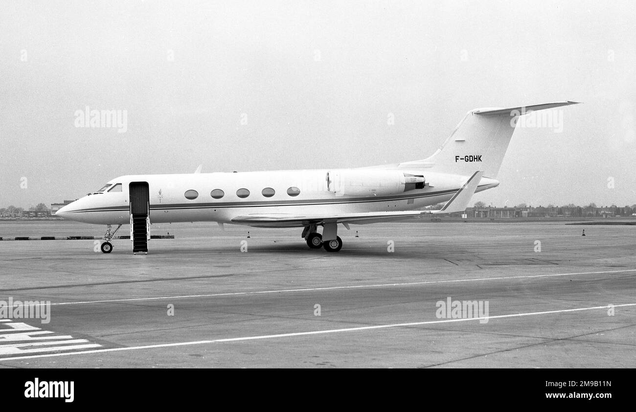 Gulfstream Aerospace Gulfstream III F-GDHK (msn 358), del Principe Aga Khan. Presso l'aeroporto Heathrow di Londra. Foto Stock