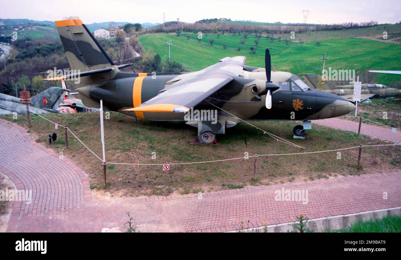 SIA L-410AS TURBOLET OK-FDC Foto Stock