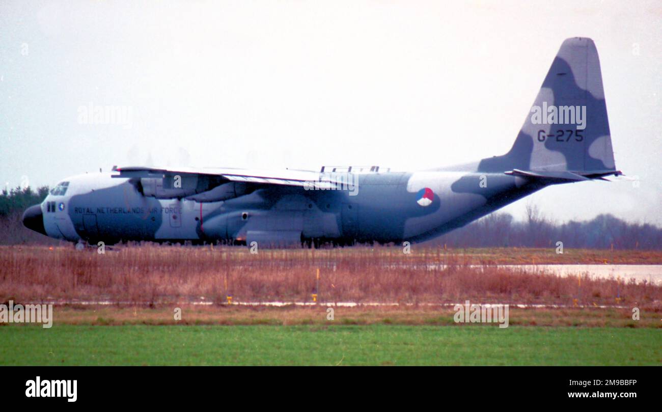 Koninklijke Luchtmacht - Lockheed C-130H-30 G-275 (msn 382-5275) al RAF Mildenhall, febbraio 1998. (Koninklijke Luchtmacht - Royal Netherlands Air Force). Foto Stock