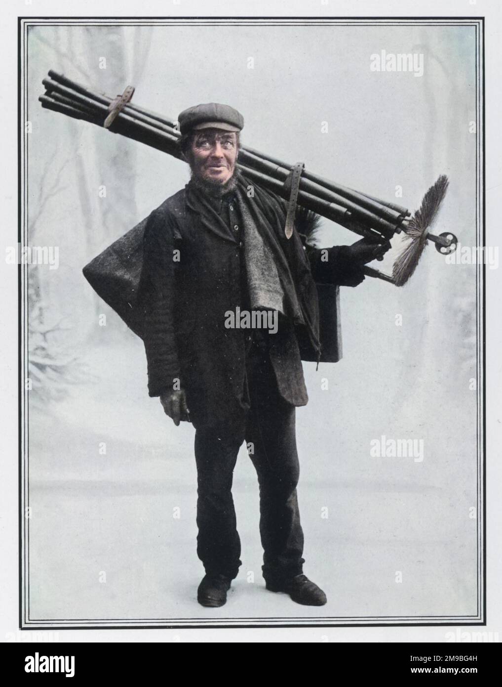 Maschio Chimney Sweep - 1909, le sue spazzole sulla spalla. Foto Stock