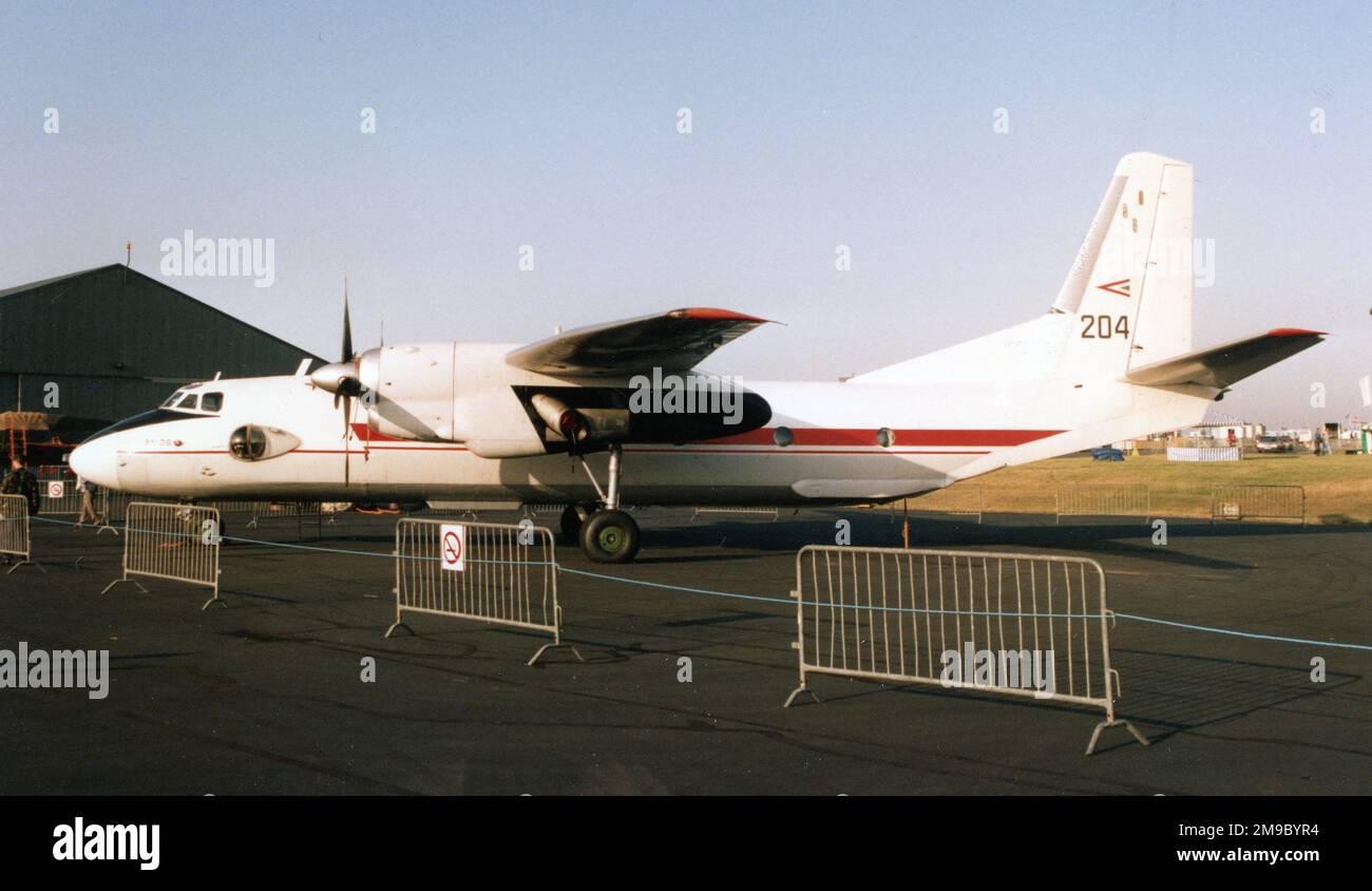 Ungherese Air Force - Antonov AN-26 204 (msn 2204), del regolamento Szolnok Air Transport, Boscombe Down - Air Tournament International - Giugno 1992. Foto Stock